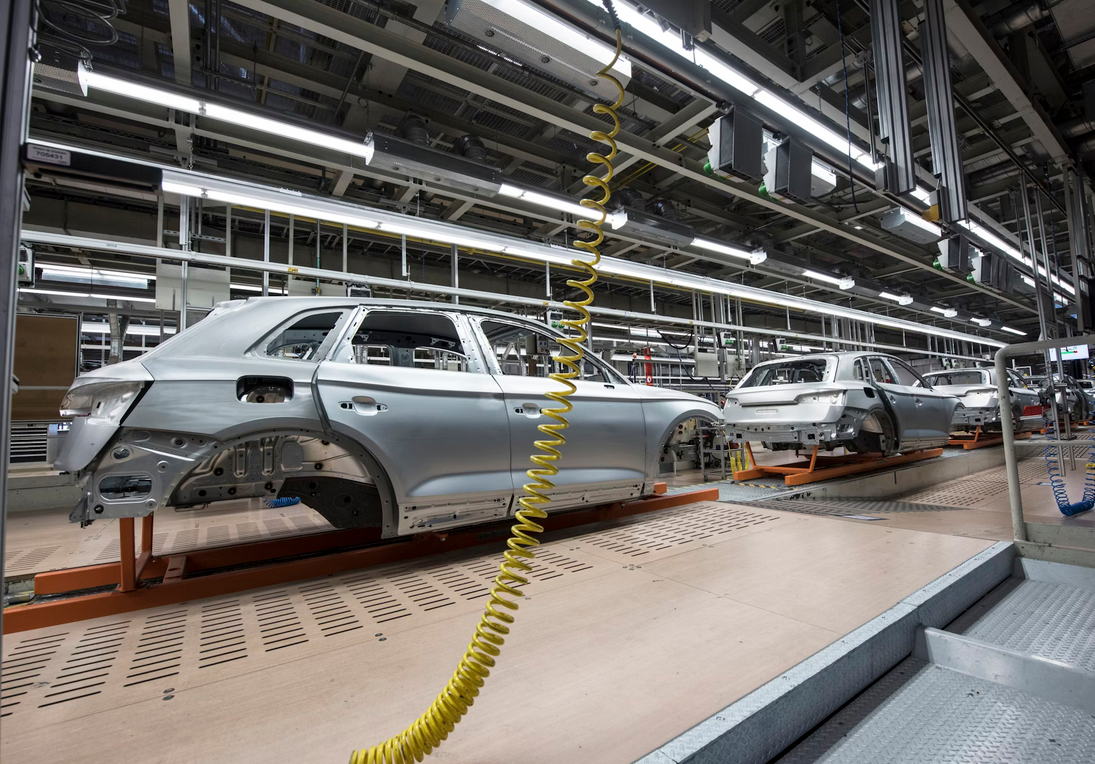The Future of Electric Vehicles: Innovations and Market Trends