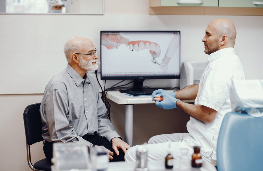 The Essential Guide to Dentures: What Your Dentist Wants You to Know