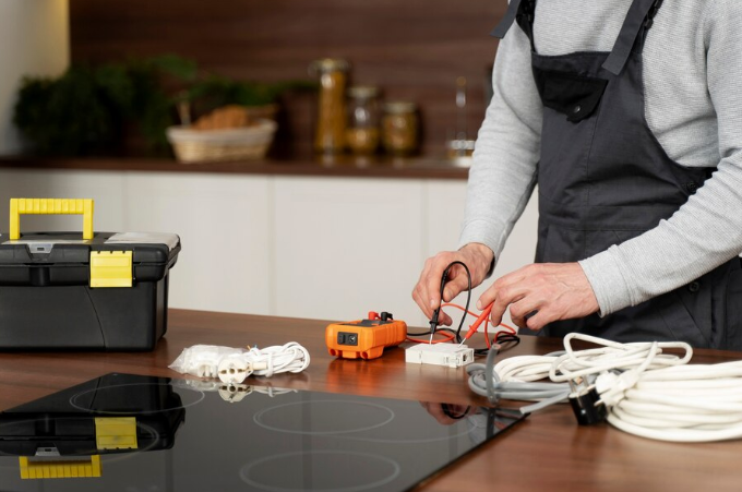 Top Benefits of Working with a Reliable Electrical Service